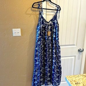 Beautiful Natural Life gauzy blue & white dress